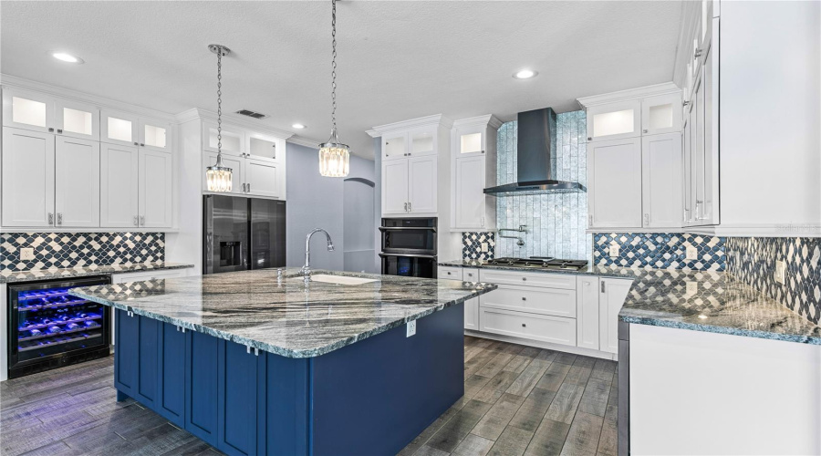 Alernate View / Wet Bar