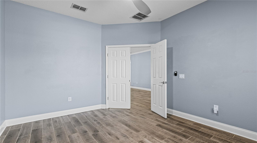 Office Alternate View