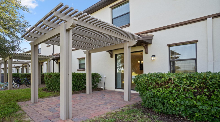 Davenport, Florida 33896, 3 Bedrooms Bedrooms, ,2 Bathroomsbathrooms,Residential,For Sale,Royal St George,Mfrs5127893