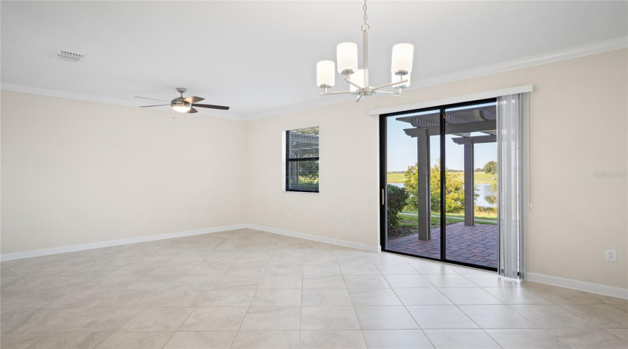 Davenport, Florida 33896, 3 Bedrooms Bedrooms, ,2 Bathroomsbathrooms,Residential,For Sale,Royal St George,Mfrs5127893