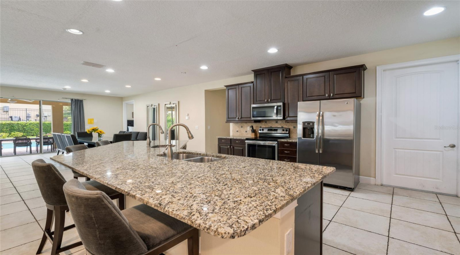 KISSIMMEE, Florida 34747, 11 Bedrooms Bedrooms, ,11 BathroomsBathrooms,Residential,For Sale,BROOKHURST,0,MFRS5128013