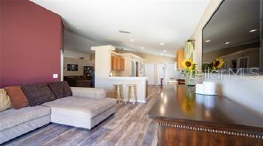 Kissimmee, Florida 34746, 4 Bedrooms Bedrooms, ,2 Bathroomsbathrooms,Residential,For Sale,Eagle Crossing,Mfrs5127992