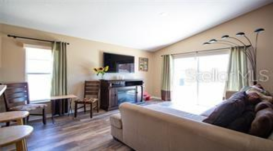 Kissimmee, Florida 34746, 4 Bedrooms Bedrooms, ,2 Bathroomsbathrooms,Residential,For Sale,Eagle Crossing,Mfrs5127992