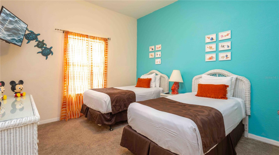 Davenport, Florida 33897, 3 Bedrooms Bedrooms, ,2 Bathroomsbathrooms,Residential,For Sale,Rum,Mfro6313805