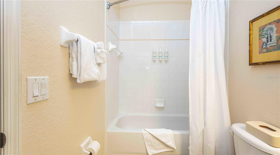 Davenport, Florida 33897, 3 Bedrooms Bedrooms, ,2 Bathroomsbathrooms,Residential,For Sale,Rum,Mfro6313805