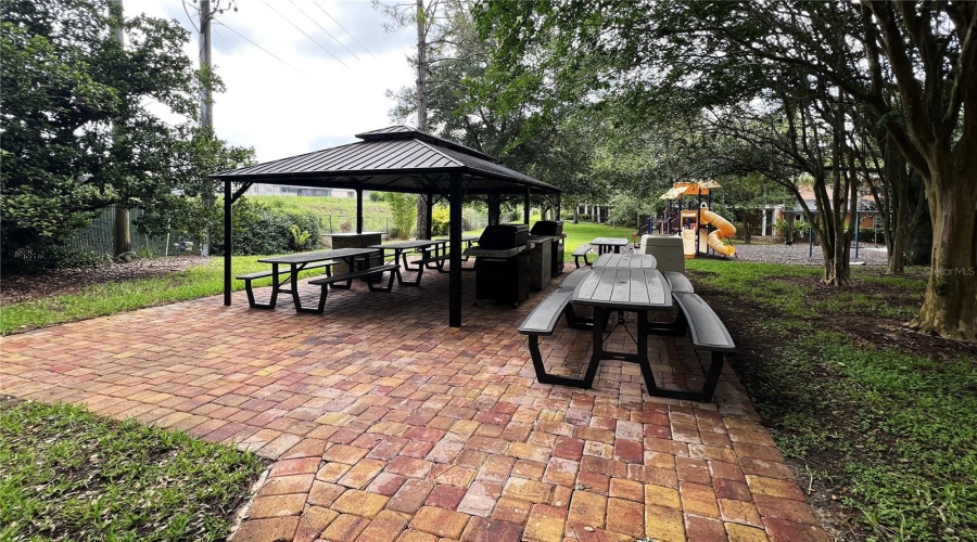 Davenport, Florida 33897, 3 Bedrooms Bedrooms, ,2 Bathroomsbathrooms,Residential,For Sale,Rum,Mfro6313805