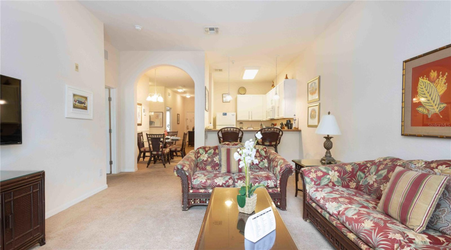 Davenport, Florida 33897, 3 Bedrooms Bedrooms, ,2 Bathroomsbathrooms,Residential,For Sale,Rum,Mfro6313805