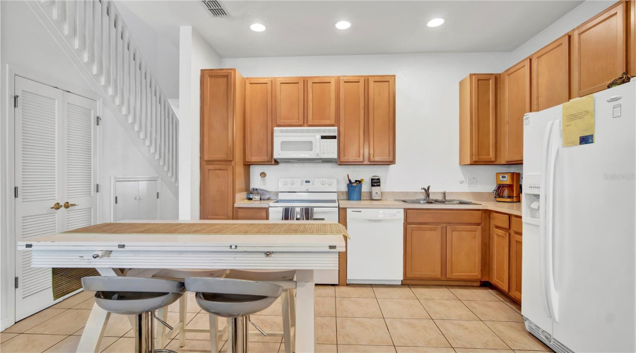 Kissimmee, Florida 34746, 4 Bedrooms Bedrooms, ,3 Bathroomsbathrooms,Residential,For Sale,Caravelle,Mfro6313949