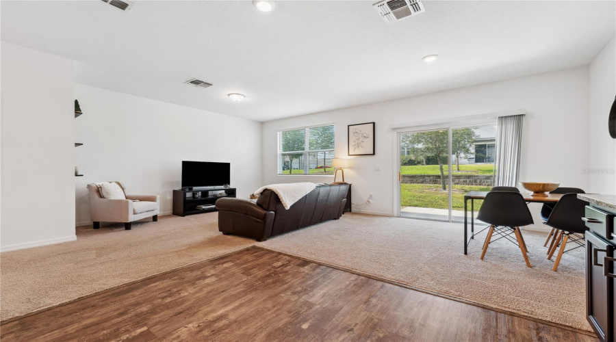 Davenport, Florida 33837, 3 Bedrooms Bedrooms, ,2 Bathroomsbathrooms,Residential,For Sale,Grandin,Mfrs5128031