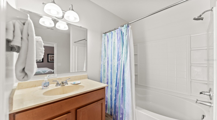 Kissimmee, Florida 34747, 5 Bedrooms Bedrooms, ,4 Bathroomsbathrooms,Residential,For Sale,Stromboli,Mfrs5127928