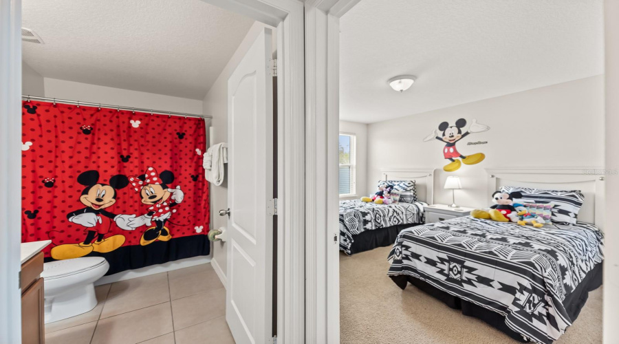Kissimmee, Florida 34747, 5 Bedrooms Bedrooms, ,4 Bathroomsbathrooms,Residential,For Sale,Stromboli,Mfrs5127928