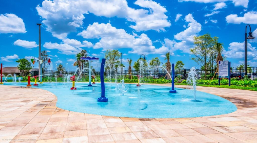 Kissimmee, Florida 34746, 4 Bedrooms Bedrooms, ,3 Bathroomsbathrooms,Residential,For Sale,Lullaby,Mfro6313238