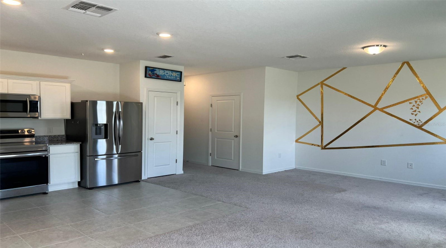 Davenport, Florida 33837, 3 Bedrooms Bedrooms, ,2 Bathroomsbathrooms,Residential,For Sale,Mandovi,Mfrs5128042
