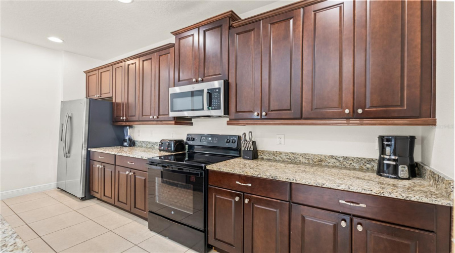 Kissimmee, Florida 34747, 5 Bedrooms Bedrooms, ,5 Bathroomsbathrooms,Residential,For Sale,Pendant,Mfrs5127970