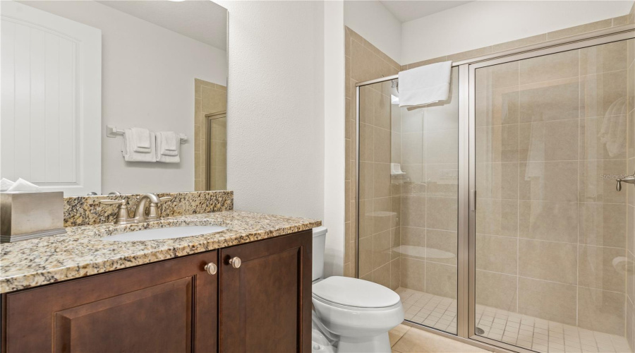 Kissimmee, Florida 34747, 5 Bedrooms Bedrooms, ,5 Bathroomsbathrooms,Residential,For Sale,Pendant,Mfrs5127970