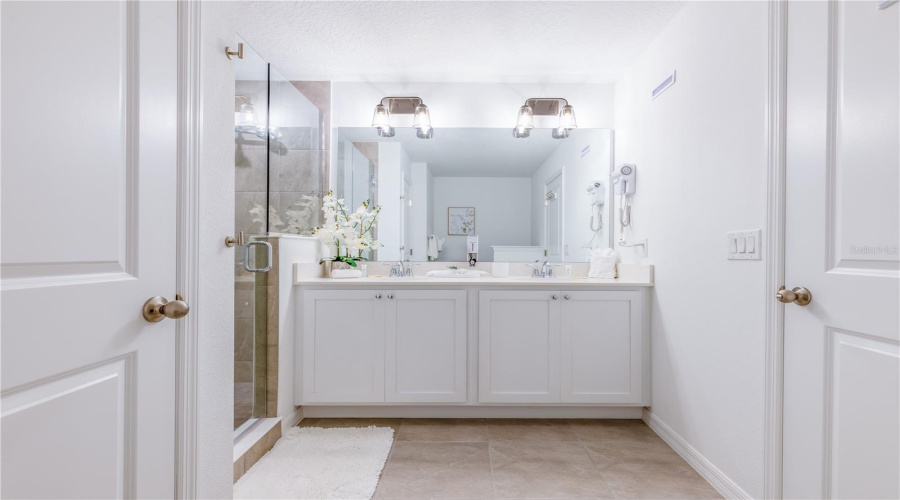 Davenport, Florida 33896, 3 Bedrooms Bedrooms, ,2 Bathroomsbathrooms,Residential,For Sale,Longboat,Mfro6314139