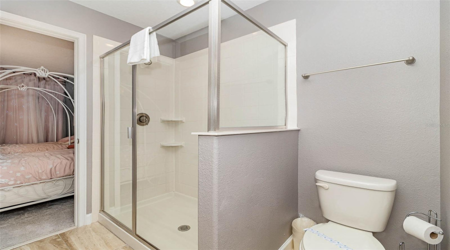 Davenport, Florida 33896, 8 Bedrooms Bedrooms, ,5 Bathroomsbathrooms,Residential,For Sale,Rolling Fairway,Mfro6313772