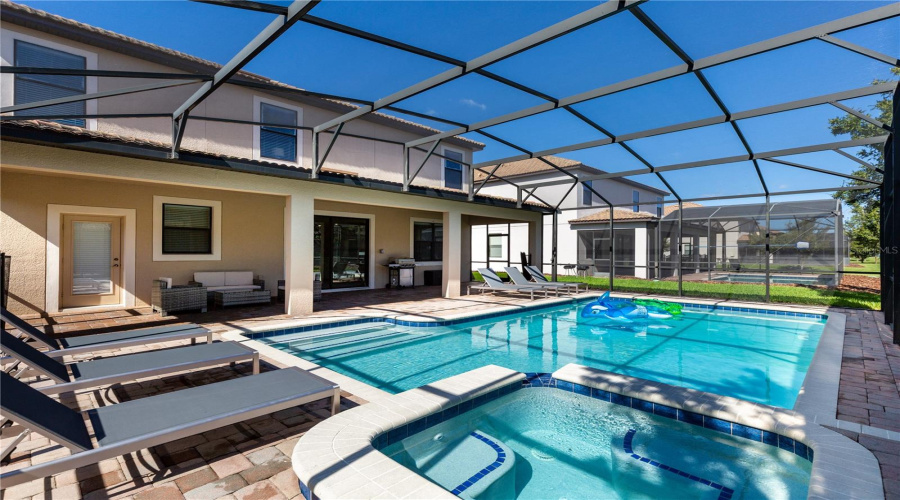 Davenport, Florida 33896, 8 Bedrooms Bedrooms, ,5 Bathroomsbathrooms,Residential,For Sale,Wexford,Mfro6313469