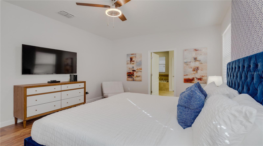 Davenport, Florida 33896, 8 Bedrooms Bedrooms, ,5 Bathroomsbathrooms,Residential,For Sale,Wexford,Mfro6313469