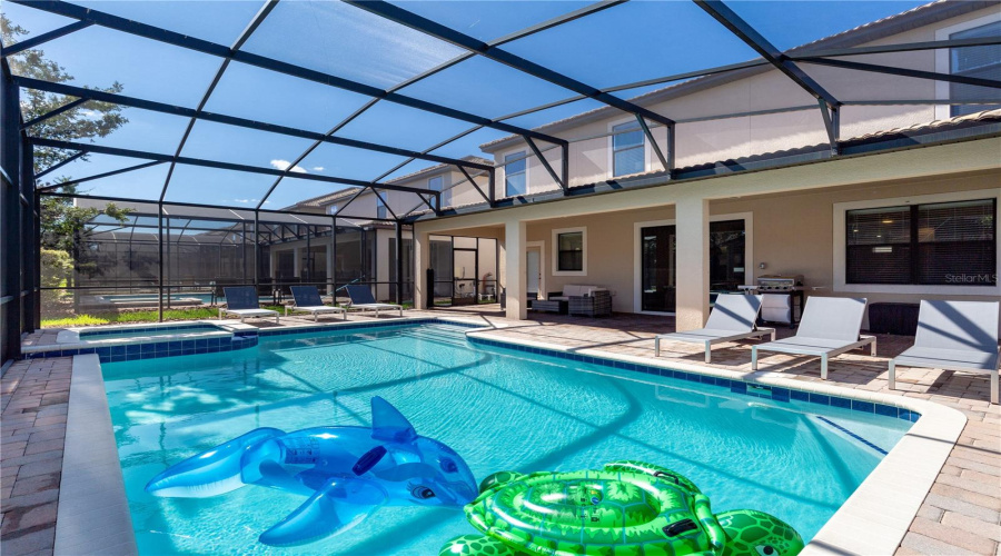 Davenport, Florida 33896, 8 Bedrooms Bedrooms, ,5 Bathroomsbathrooms,Residential,For Sale,Wexford,Mfro6313469