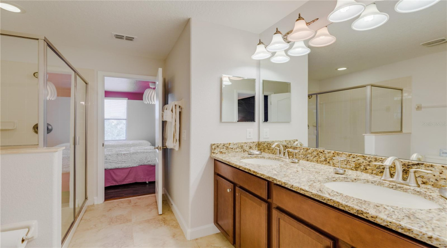 Davenport, Florida 33896, 8 Bedrooms Bedrooms, ,5 Bathroomsbathrooms,Residential,For Sale,Wexford,Mfro6313469