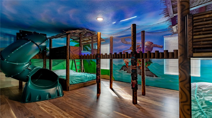 Davenport, Florida 33896, 8 Bedrooms Bedrooms, ,5 Bathroomsbathrooms,Residential,For Sale,Wexford,Mfro6313469