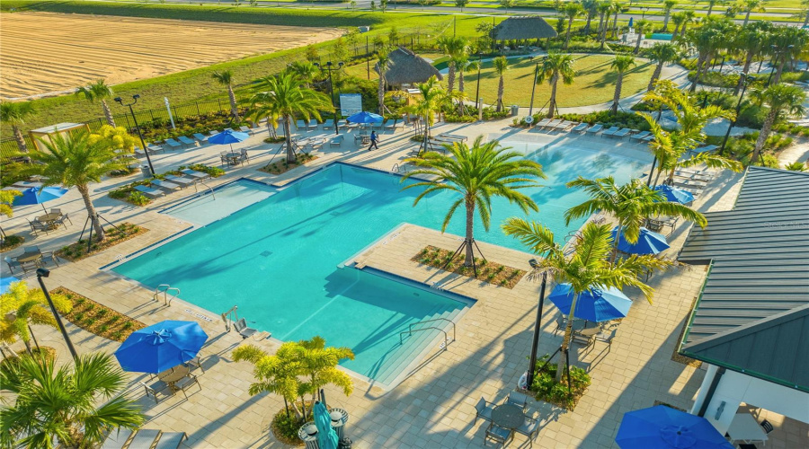 Davenport, Florida 33896, 8 Bedrooms Bedrooms, ,5 Bathroomsbathrooms,Residential,For Sale,Wexford,Mfro6313469