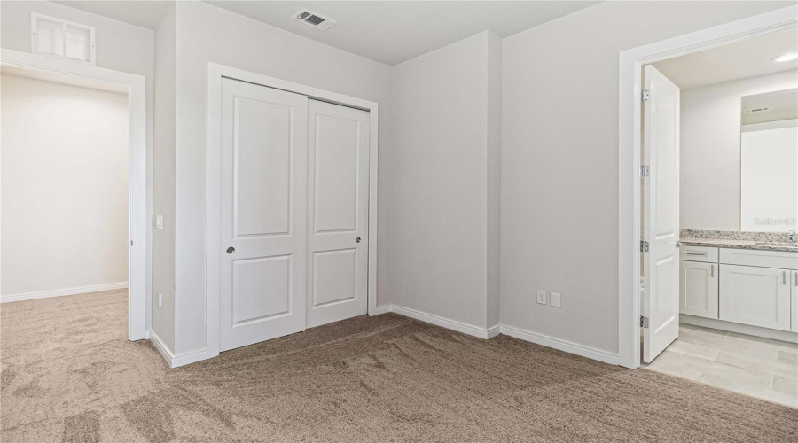 Kissimmee, Florida 34747, 3 Bedrooms Bedrooms, ,3 Bathroomsbathrooms,Residential,For Sale,Sunflower,Mfrs5128070