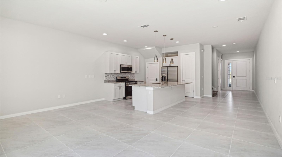 Kissimmee, Florida 34747, 3 Bedrooms Bedrooms, ,3 Bathroomsbathrooms,Residential,For Sale,Sunflower,Mfrs5128070