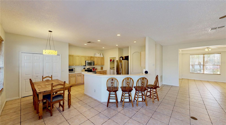 Kissimmee, Florida 34747, 7 Bedrooms Bedrooms, ,6 Bathroomsbathrooms,Residential,For Sale,La Isla,Mfro6312294