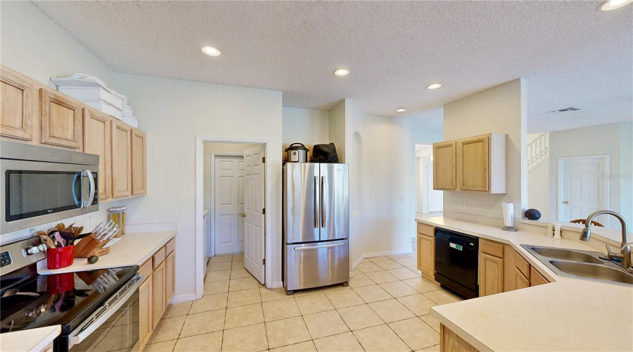 Kissimmee, Florida 34747, 7 Bedrooms Bedrooms, ,6 Bathroomsbathrooms,Residential,For Sale,La Isla,Mfro6312294