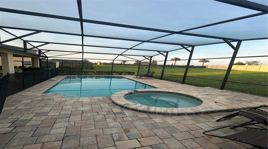 Kissimmee, Florida 34747, 6 Bedrooms Bedrooms, ,5 Bathroomsbathrooms,Residential,For Sale,Nassau Point,Mfro6313978