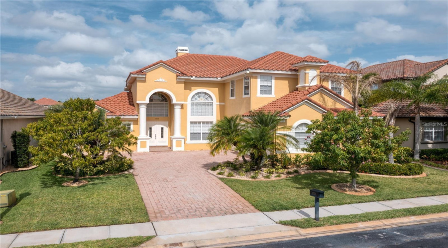 Davenport, Florida 33837, 5 Bedrooms Bedrooms, ,4 Bathroomsbathrooms,Residential,For Sale,Pinehurst,Mfrs5127597