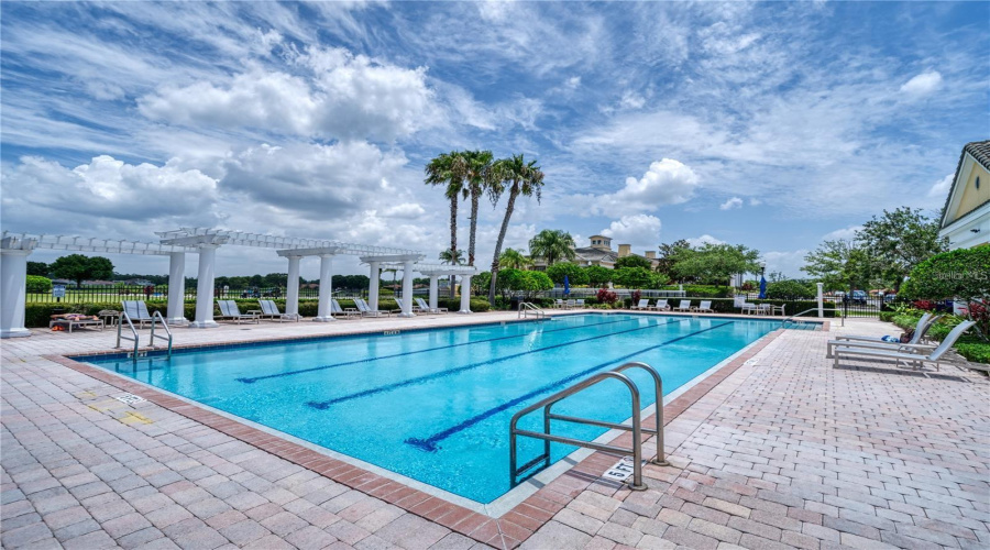 Davenport, Florida 33837, 5 Bedrooms Bedrooms, ,4 Bathroomsbathrooms,Residential,For Sale,Pinehurst,Mfrs5127597