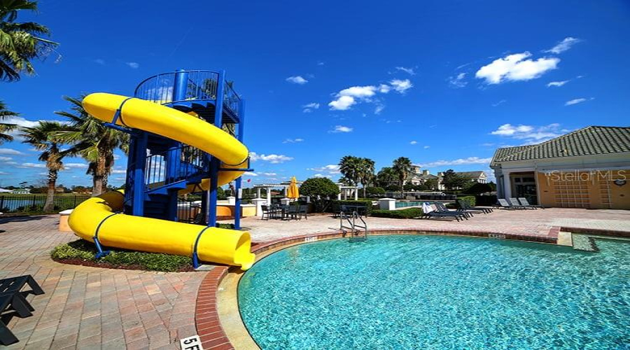 Davenport, Florida 33837, 5 Bedrooms Bedrooms, ,4 Bathroomsbathrooms,Residential,For Sale,Pinehurst,Mfrs5127597
