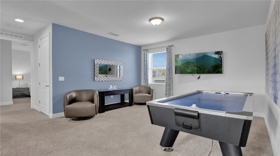 Kissimmee, Florida 34747, 8 Bedrooms Bedrooms, ,7 Bathroomsbathrooms,Residential,For Sale,Marker,Mfro6314403