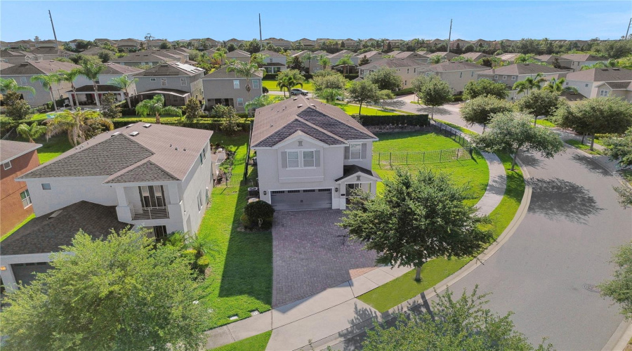 Kissimmee, Florida 34747, 8 Bedrooms Bedrooms, ,7 Bathroomsbathrooms,Residential,For Sale,Marker,Mfro6314403
