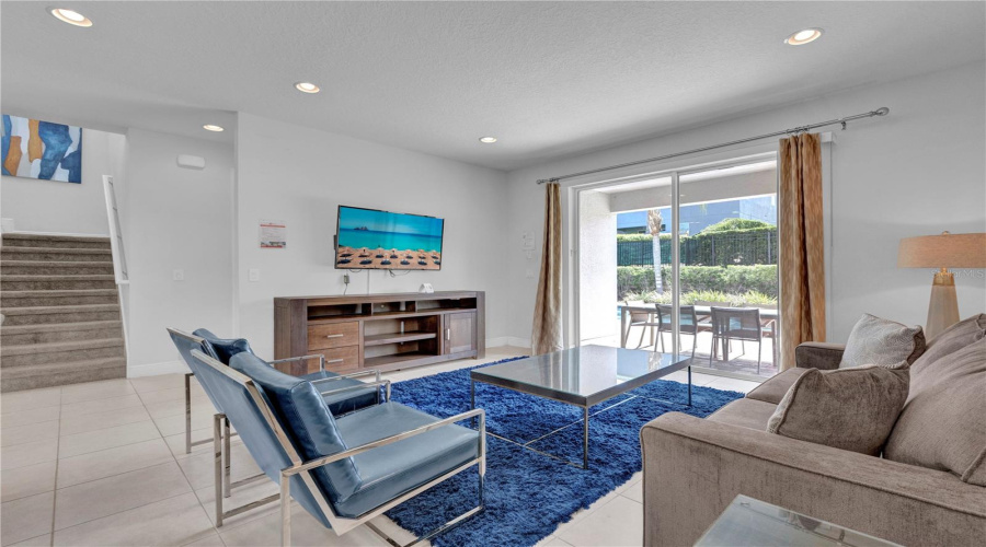 Kissimmee, Florida 34747, 8 Bedrooms Bedrooms, ,7 Bathroomsbathrooms,Residential,For Sale,Marker,Mfro6314403