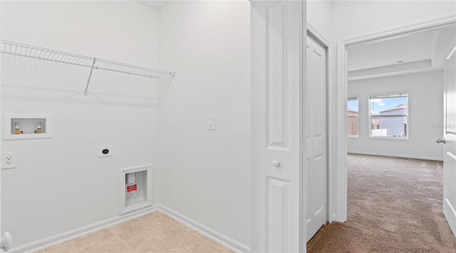 Davenport, Florida 33837, 3 Bedrooms Bedrooms, ,2 Bathroomsbathrooms,Residential,For Sale,Pierr,Mfro6312830