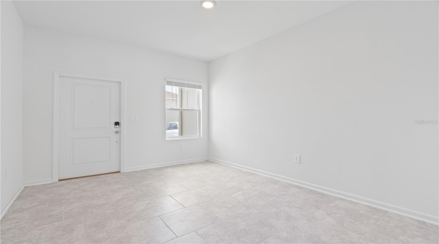Davenport, Florida 33837, 3 Bedrooms Bedrooms, ,2 Bathroomsbathrooms,Residential,For Sale,Pierr,Mfro6312830
