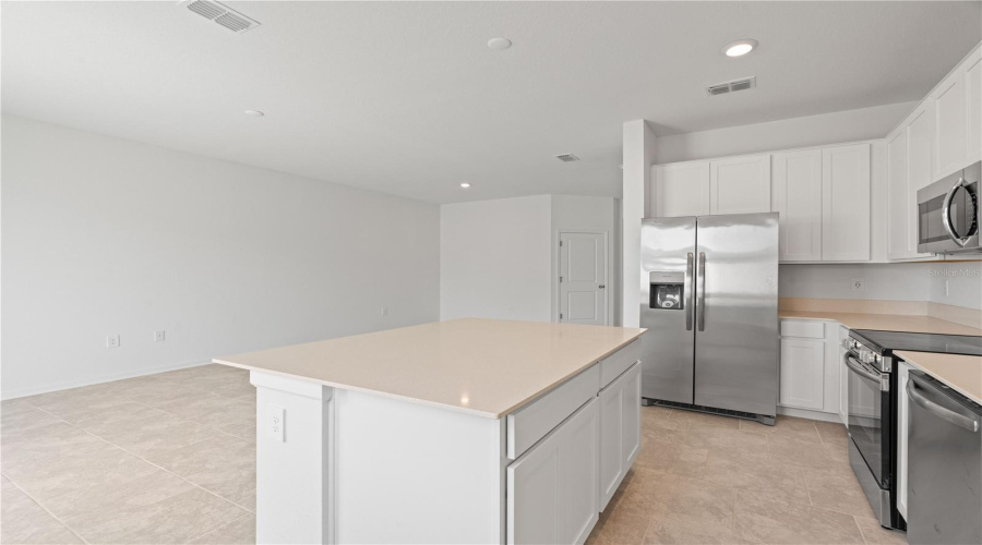 Davenport, Florida 33837, 3 Bedrooms Bedrooms, ,2 Bathroomsbathrooms,Residential,For Sale,Pierr,Mfro6312830