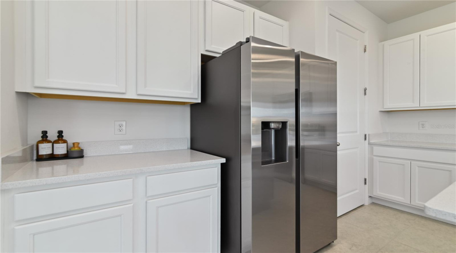Davenport, Florida 33896, 3 Bedrooms Bedrooms, ,2 Bathroomsbathrooms,Residential,For Sale,Sanibel Dr,Mfrl4953420