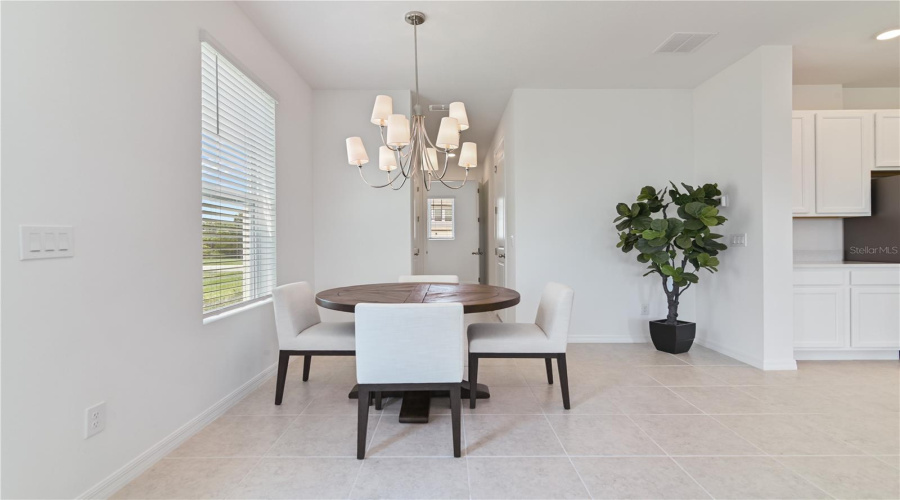Davenport, Florida 33896, 3 Bedrooms Bedrooms, ,2 Bathroomsbathrooms,Residential,For Sale,Sanibel Dr,Mfrl4953420