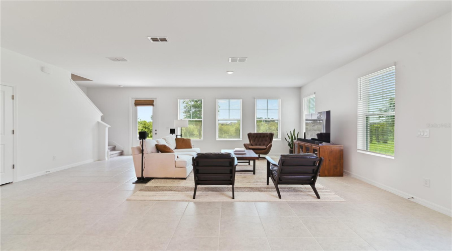 Davenport, Florida 33896, 3 Bedrooms Bedrooms, ,2 Bathroomsbathrooms,Residential,For Sale,Sanibel Dr,Mfrl4953420