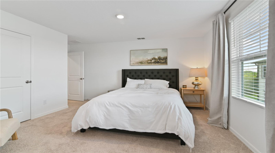Davenport, Florida 33896, 3 Bedrooms Bedrooms, ,2 Bathroomsbathrooms,Residential,For Sale,Sanibel Dr,Mfrl4953420