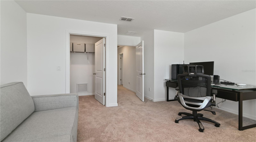 Davenport, Florida 33896, 3 Bedrooms Bedrooms, ,2 Bathroomsbathrooms,Residential,For Sale,Sanibel Dr,Mfrl4953420