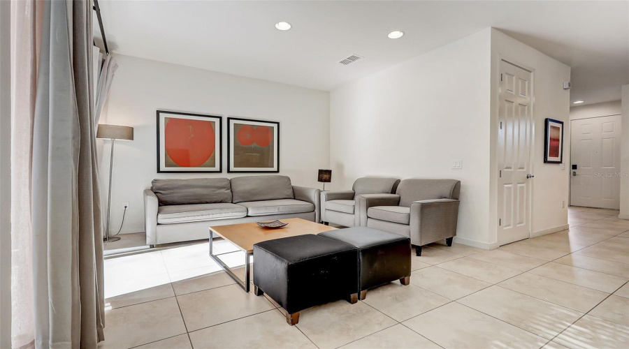Kissimmee, Florida 34746, 2 Bedrooms Bedrooms, ,2 Bathroomsbathrooms,Residential,For Sale,Corvette,Mfro6314442