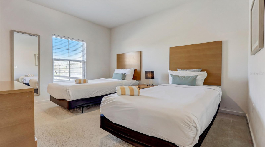 Kissimmee, Florida 34746, 2 Bedrooms Bedrooms, ,2 Bathroomsbathrooms,Residential,For Sale,Corvette,Mfro6314442