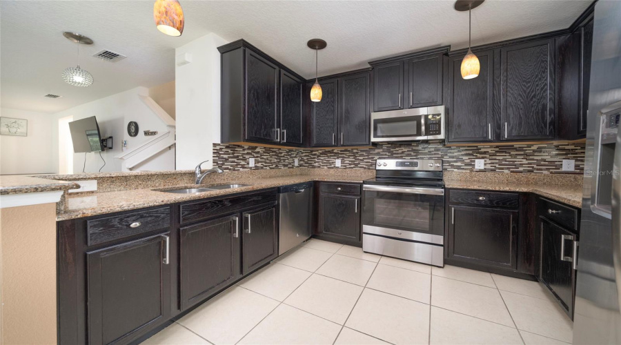 DAVENPORT, Florida 33837, 3 Bedrooms Bedrooms, ,2 BathroomsBathrooms,Residential,For Sale,PRIMROSE,0,MFRG5097780