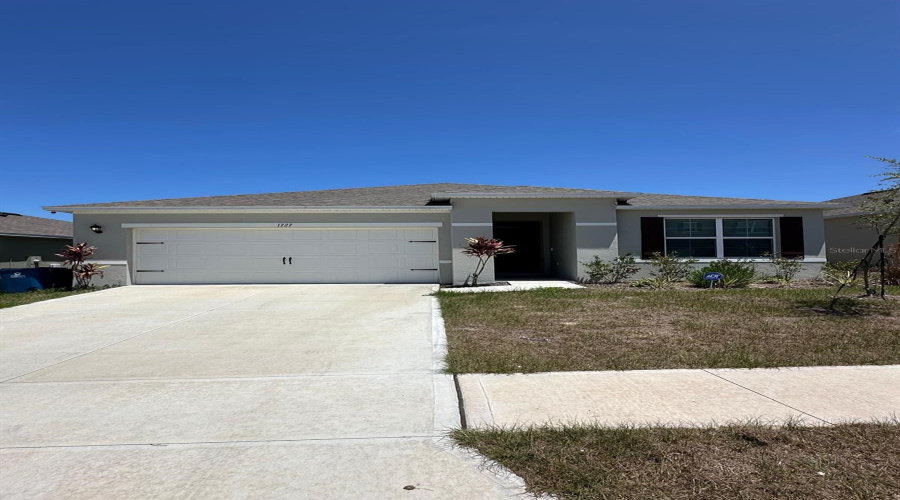 Davenport, Florida 33837, 3 Bedrooms Bedrooms, ,2 Bathroomsbathrooms,Residential,For Sale,Buckeye,Mfro6314566